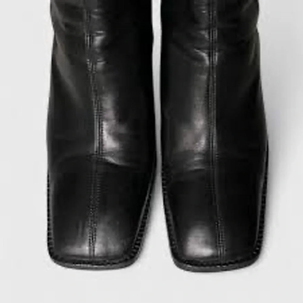 Vintage 90s Chanel Black Leather CC Logo Ankle Boots‎ Buckle Moto 36.5